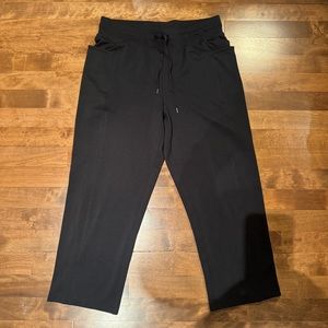 Joe Fresh Black 3/4 length leggings